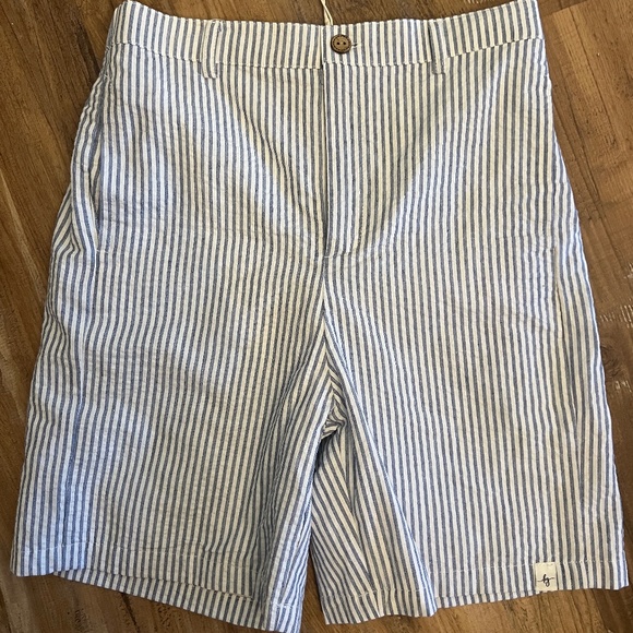 NWT LOVE & GROW Clothing Blue White Freedom Stripe Boy Shorts Size 12Y - Picture 1 of 2